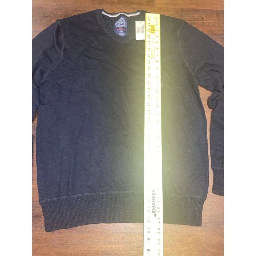 American Eagle Black V Neck Sweater Athletic Fit NWT - Size Large - Picture 5 of 6